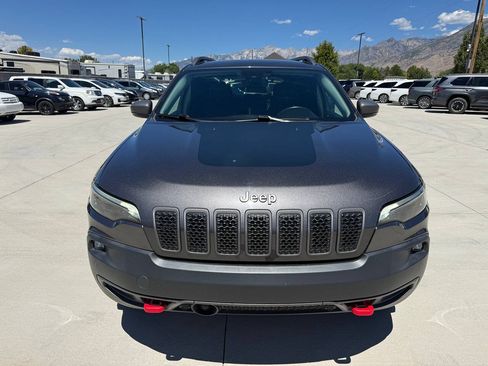 Used 2021 Jeep Cherokee Trailhawk w/ Technology Group AWD/4WD image 8