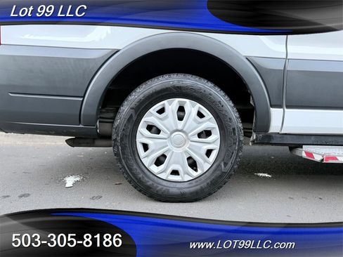 Used 2018 Ford Transit 150 XL image 53