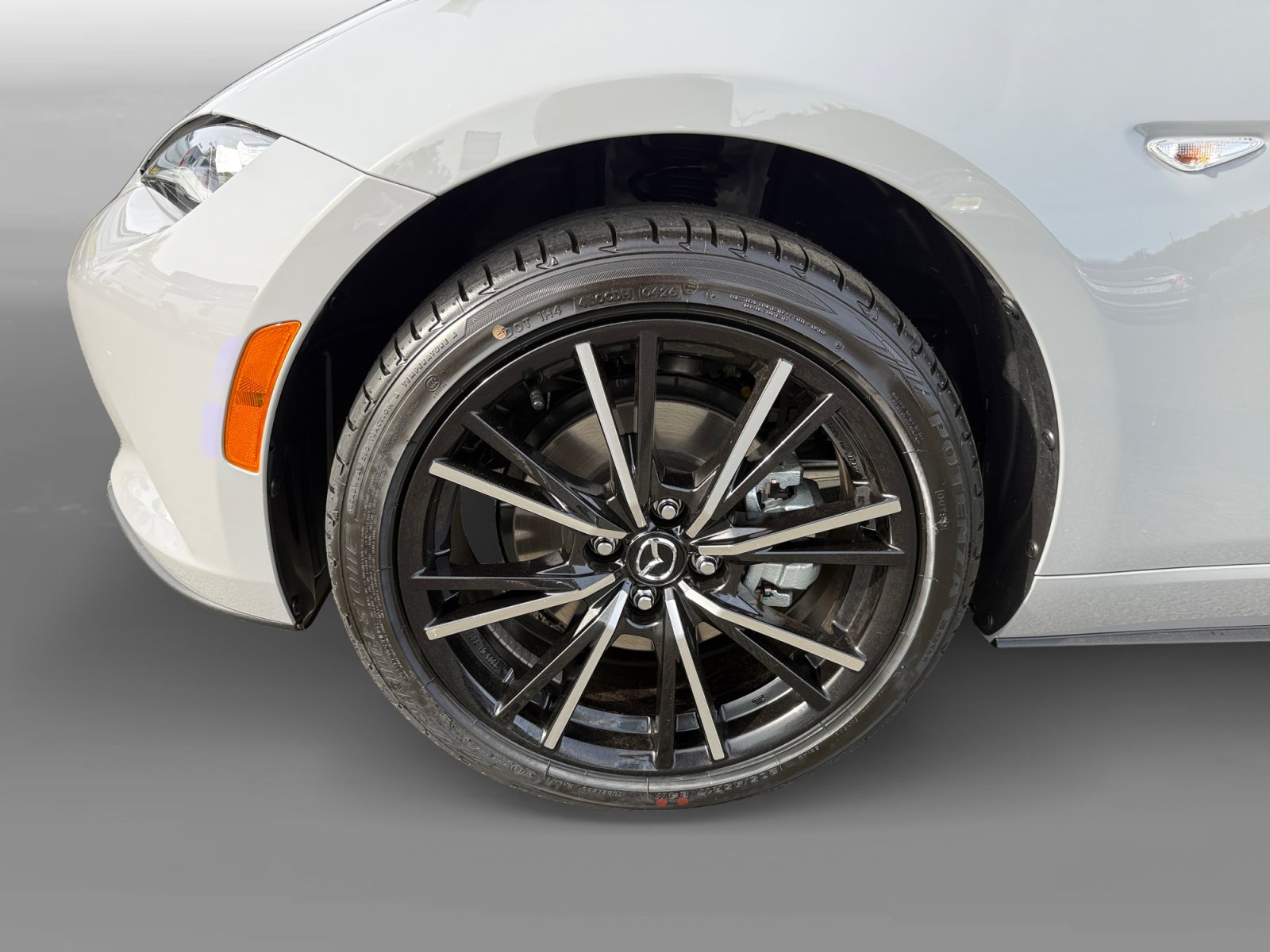 New 2026 MAZDA MX-5 Miata Grand Touring w/ Weather Package RWD image 9