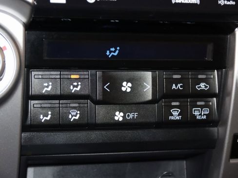 Used 2021 Toyota 4Runner Limited image 37