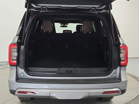 Used 2024 Ford Expedition Max Limited image 38