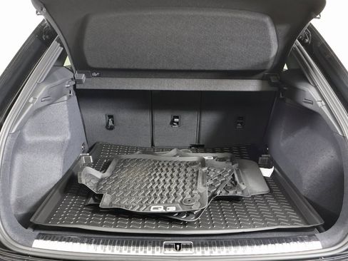 Used 2025 Audi Q3 2.0T Premium Plus w/ Premium Plus Package image 16