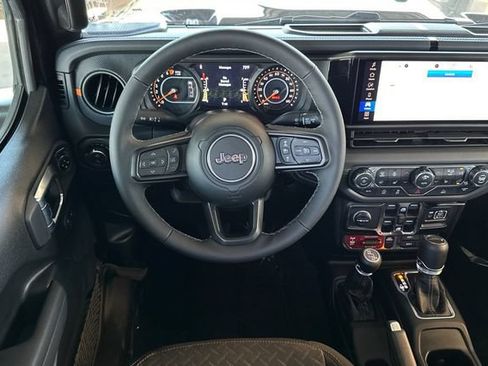 New 2026 Jeep Gladiator Mojave AWD/4WD image 13