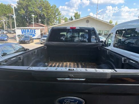 Used 2019 Ford F250 Lariat w/ Lariat Value Package AWD/4WD image 11