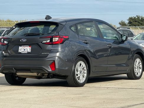 Certified 2025 Subaru Impreza 2.0i image 3