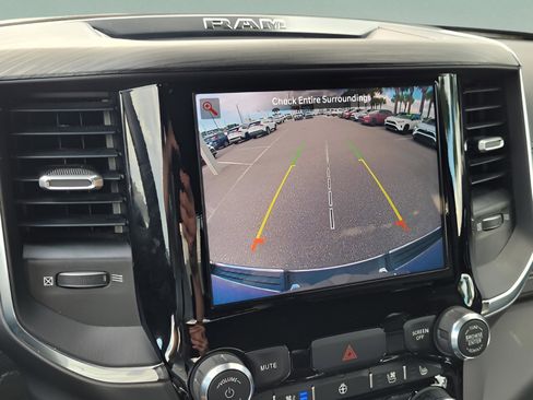 Used 2024 RAM 1500 Laramie image 19