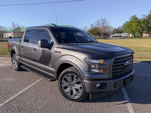 Used 2017 Ford F150 XLT w/ Equipment Group 302A Luxury image 2