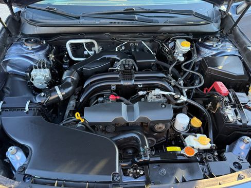 Used 2017 Subaru Outback 2.5i Premium image 37