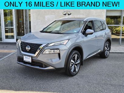 Used 2023 Nissan Rogue SL w/ SL Premium Package