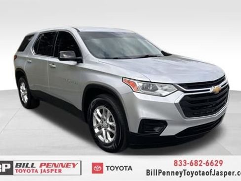 Used 2019 Chevrolet Traverse LS FWD image 7