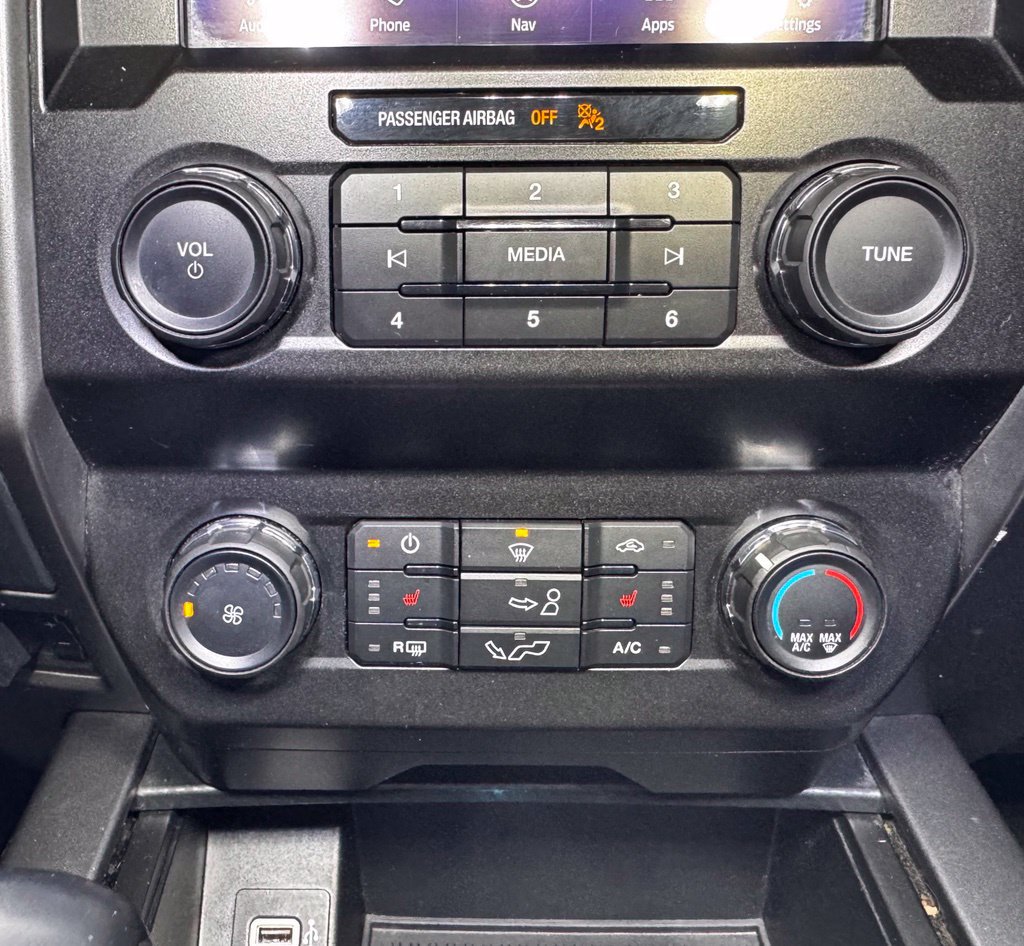 Used 2020 Ford F150 XLT w/ Equipment Group 302A Luxury AWD/4WD image 30