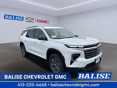 New 2026 Chevrolet Traverse LT w/ LPO, Floor Liner Package AWD/4WD image 1