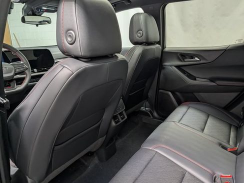 New 2027 Chevrolet Equinox RS w/ Convenience Package III AWD/4WD image 16