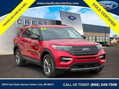 Certified 2024 Ford Explorer XLT w/ Equipment Group 202A
