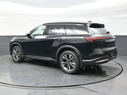 Used 2026 INFINITI QX60 Pure w/ Cargo Package AWD/4WD image 4