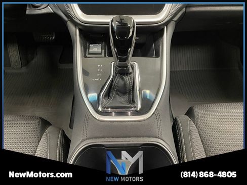 Used 2022 Subaru Outback Premium AWD/4WD image 9