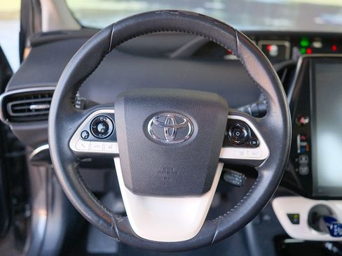 Used 2017 Toyota Prius Prime Premium FWD image 14