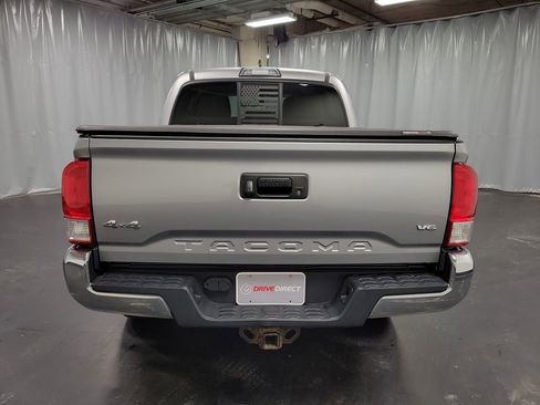 Used 2016 Toyota Tacoma SR5 image 7