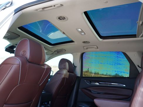 Used 2021 Buick Enclave Avenir w/ Avenir Technology Package image 33