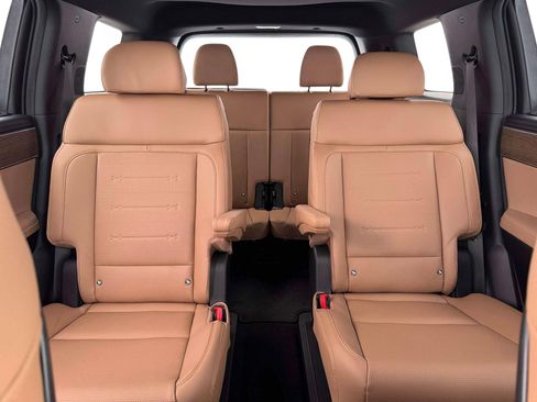 New 2026 Hyundai Santa Fe Limited FWD image 16
