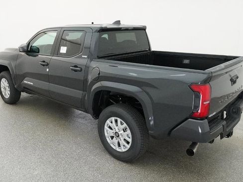 New 2026 Toyota Tacoma SR5 AWD/4WD image 17