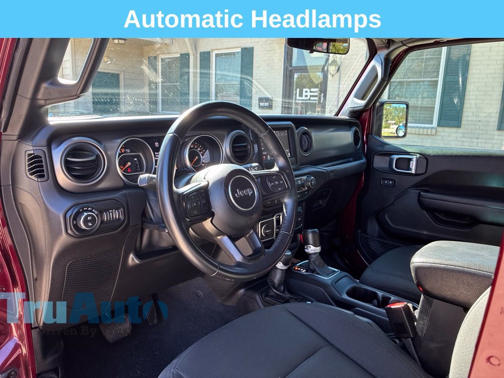 Used 2021 Jeep Gladiator Sport AWD/4WD image 26