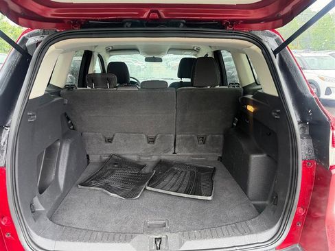 Used 2016 Ford Escape SE w/ Equipment Group 201A AWD/4WD image 10