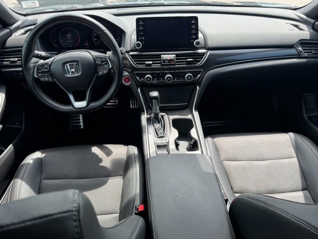 Used 2020 Honda Accord Sport image 11