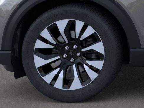 New 2026 Ford Explorer Platinum w/ LUX Leather Package image 19