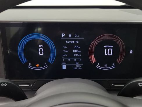 Certified 2025 Hyundai Kona SE AWD/4WD image 23