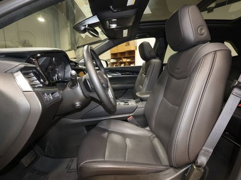 Certified 2025 Cadillac XT5 Premium Luxury image 22