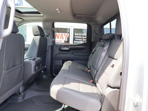 New 2026 Chevrolet Silverado 1500 LT Trail Boss w/ LT Trail Boss Premium Package AWD/4WD image 28