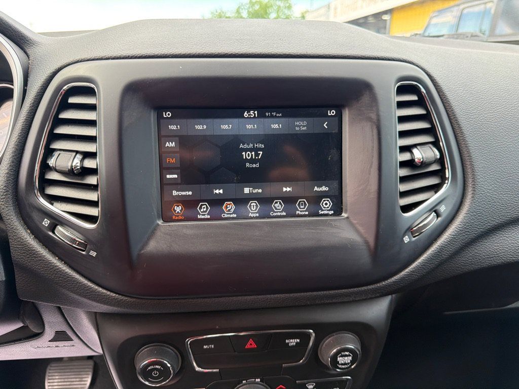 Used 2021 Jeep Compass Latitude w/ Convenience Group AWD/4WD image 38