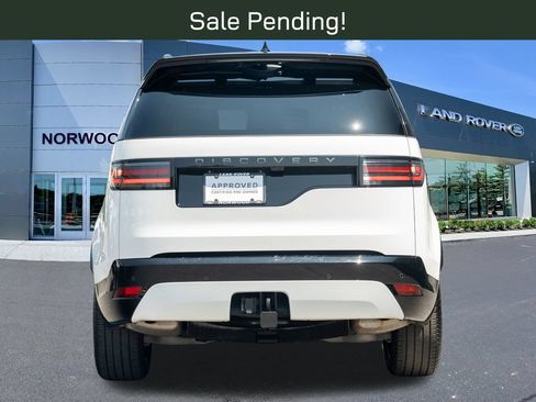 Certified 2025 Land Rover Discovery Dynamic SE AWD/4WD image 5