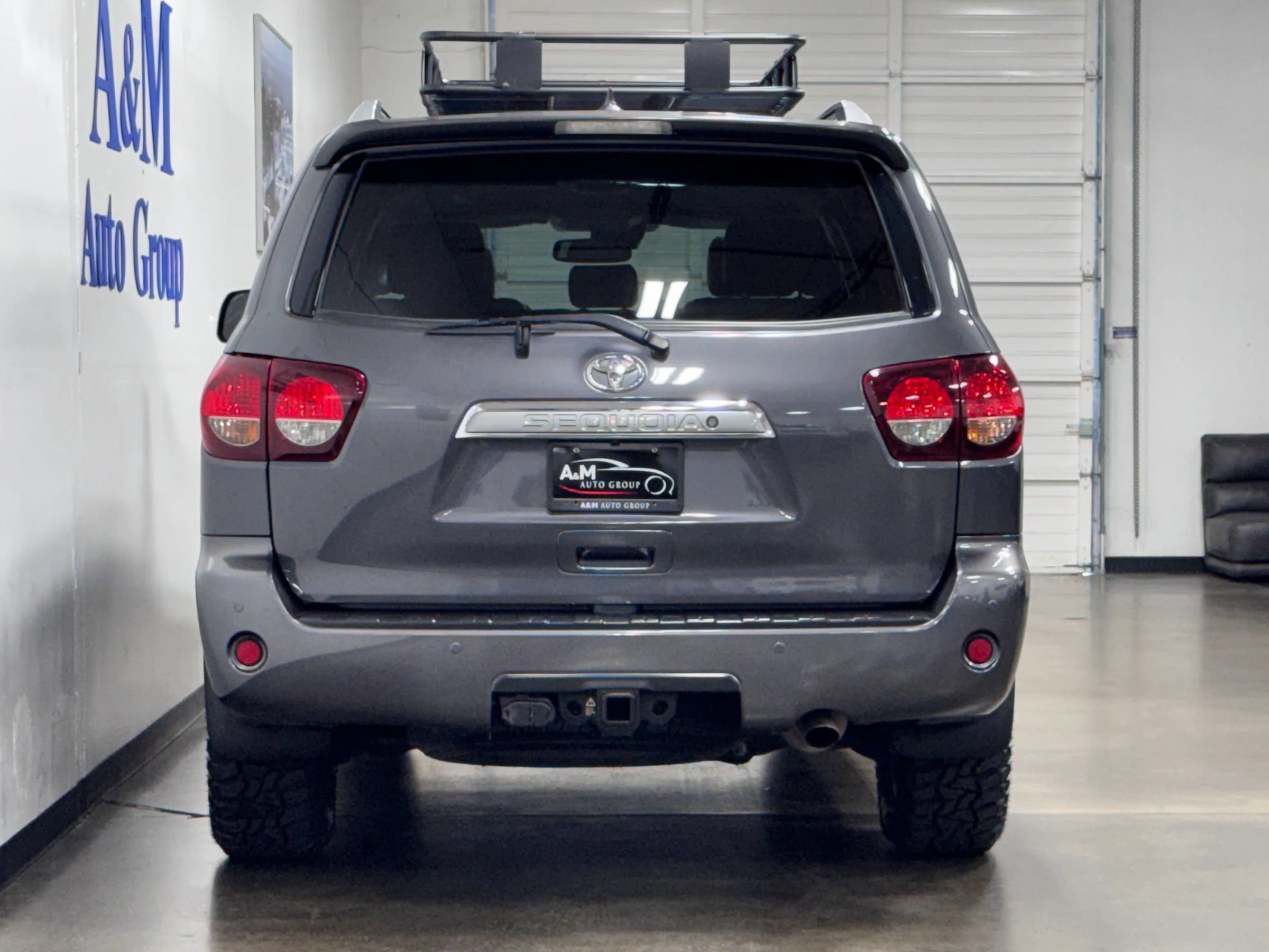 Used 2018 Toyota Sequoia Limited w/ Safety & Convenience Package AWD/4WD image 7