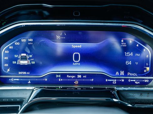 Used 2024 Chevrolet Silverado 2500 ZR2 w/ Snow Plow Prep/Camper Package image 23