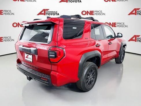 Certified 2025 Toyota 4Runner SR5 AWD/4WD image 8