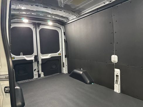 New 2026 Ford Transit 250 148 Medium Roof Extended AWD w/ Load Area Protection Package image 33