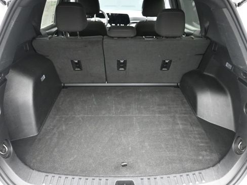 Used 2025 Chevrolet Equinox LT AWD/4WD image 11