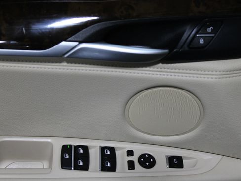 Used 2014 BMW X5 xDrive35i AWD/4WD image 9