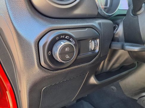 Used 2023 Jeep Gladiator Willys image 11