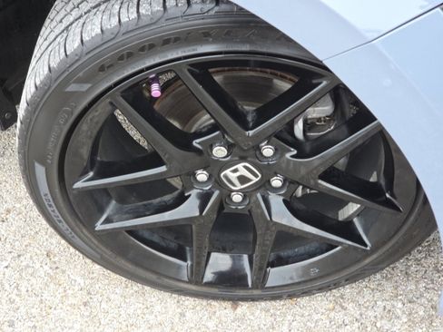 Used 2023 Honda Civic Sport image 10