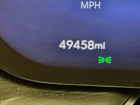 Used 2024 Buick Envision Preferred AWD/4WD image 19