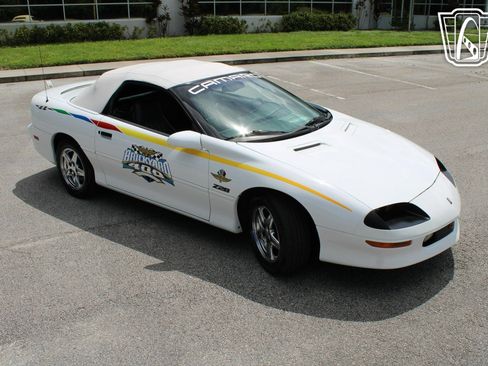 Used 1997 Chevrolet Camaro Z28 image 13
