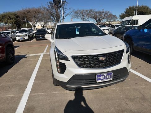 Used 2019 Cadillac XT4 Premium Luxury image 3