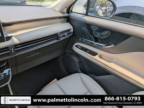 Used 2023 Lincoln Corsair FWD w/ Equipment Group 101A image 17
