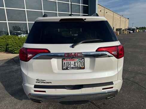 Used 2017 GMC Acadia Denali w/ LPO, Cargo Package FWD image 4