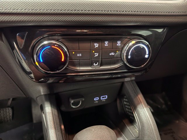 Used 2025 Chevrolet TrailBlazer LT AWD/4WD image 19