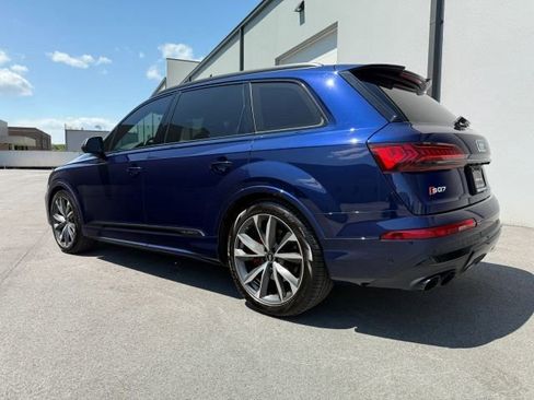 Used 2023 Audi SQ7 Prestige AWD/4WD image 4