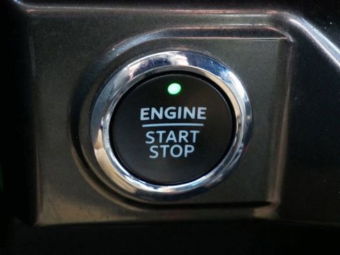 Certified 2022 Ford F150 XLT w/ Equipment Group 302A High image 23